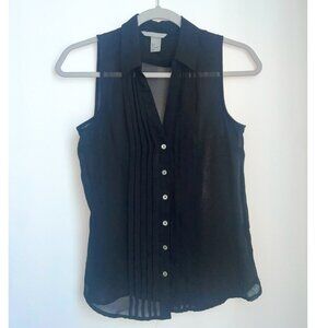 H&M Sheer V-Neck Collared Button Down Sleeveless Top - Size 4